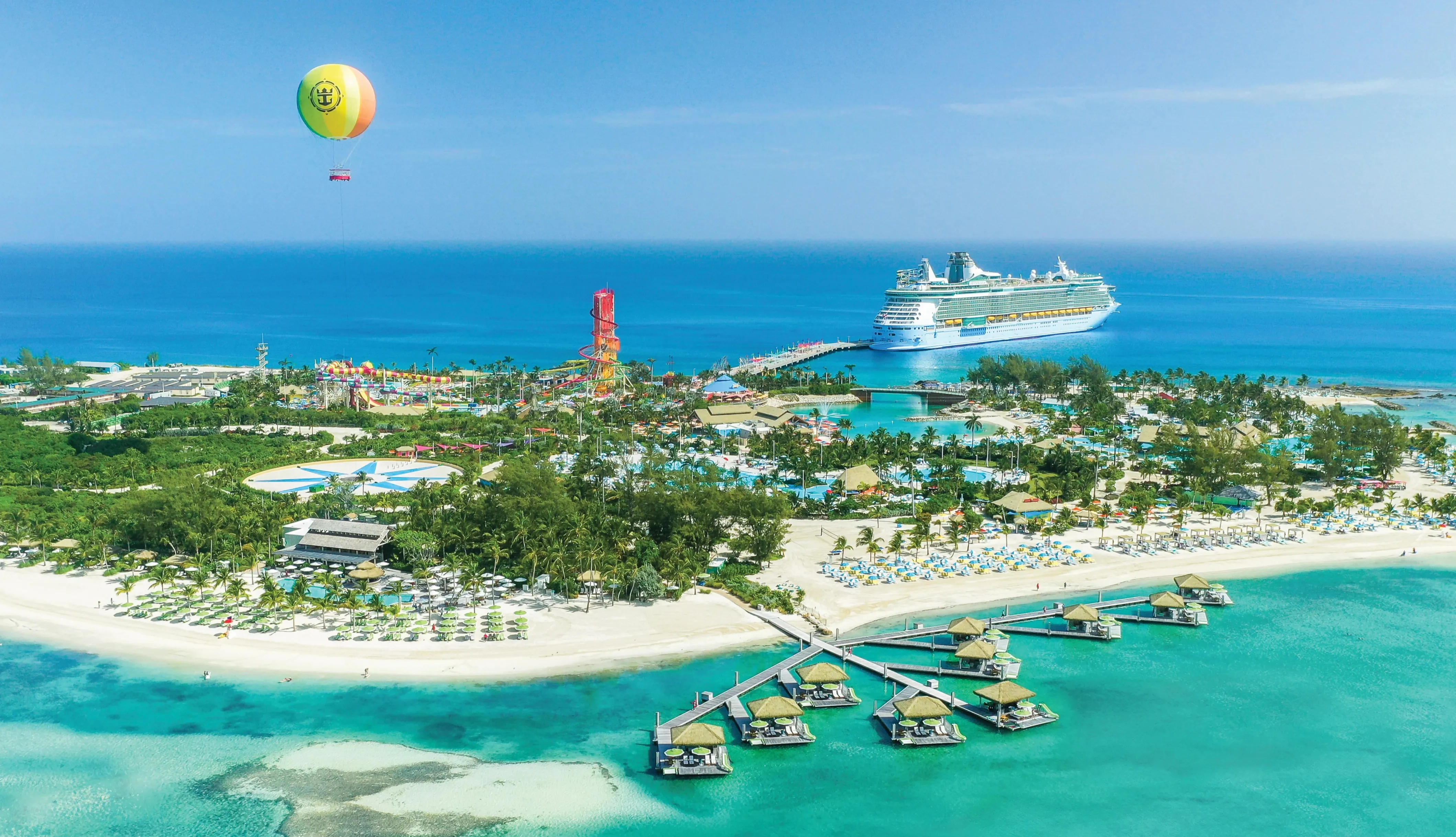 RCI_FR_PDC_CBC_072021_CTRIMBLE_Floatingbungalows_PANO_Aerial_00015_RET_CMYK-v1.jpg