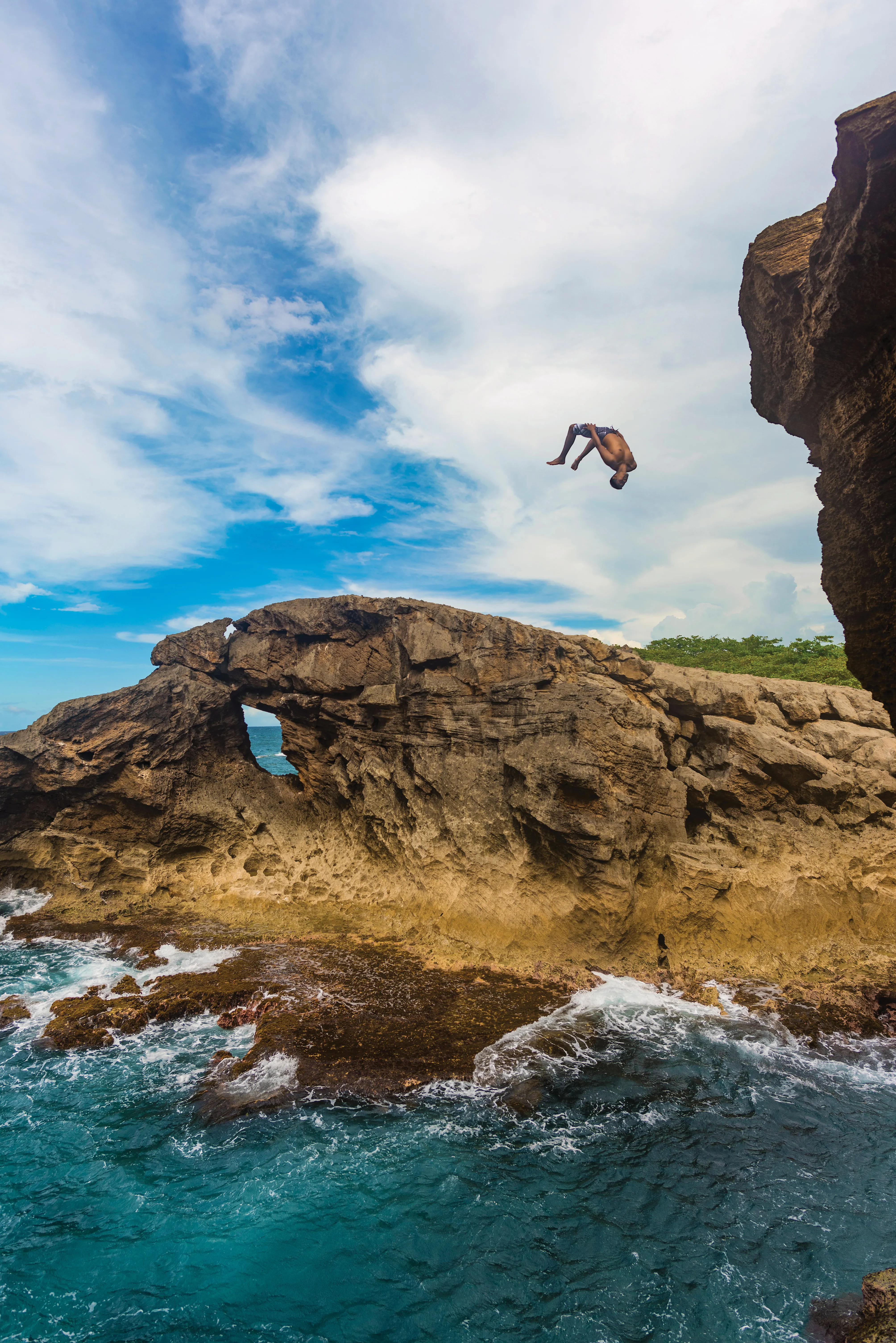 RCI_GoH_Sage_PuertoRico_BeachCliff_BackFlip_053_CMYK_RET.jpg